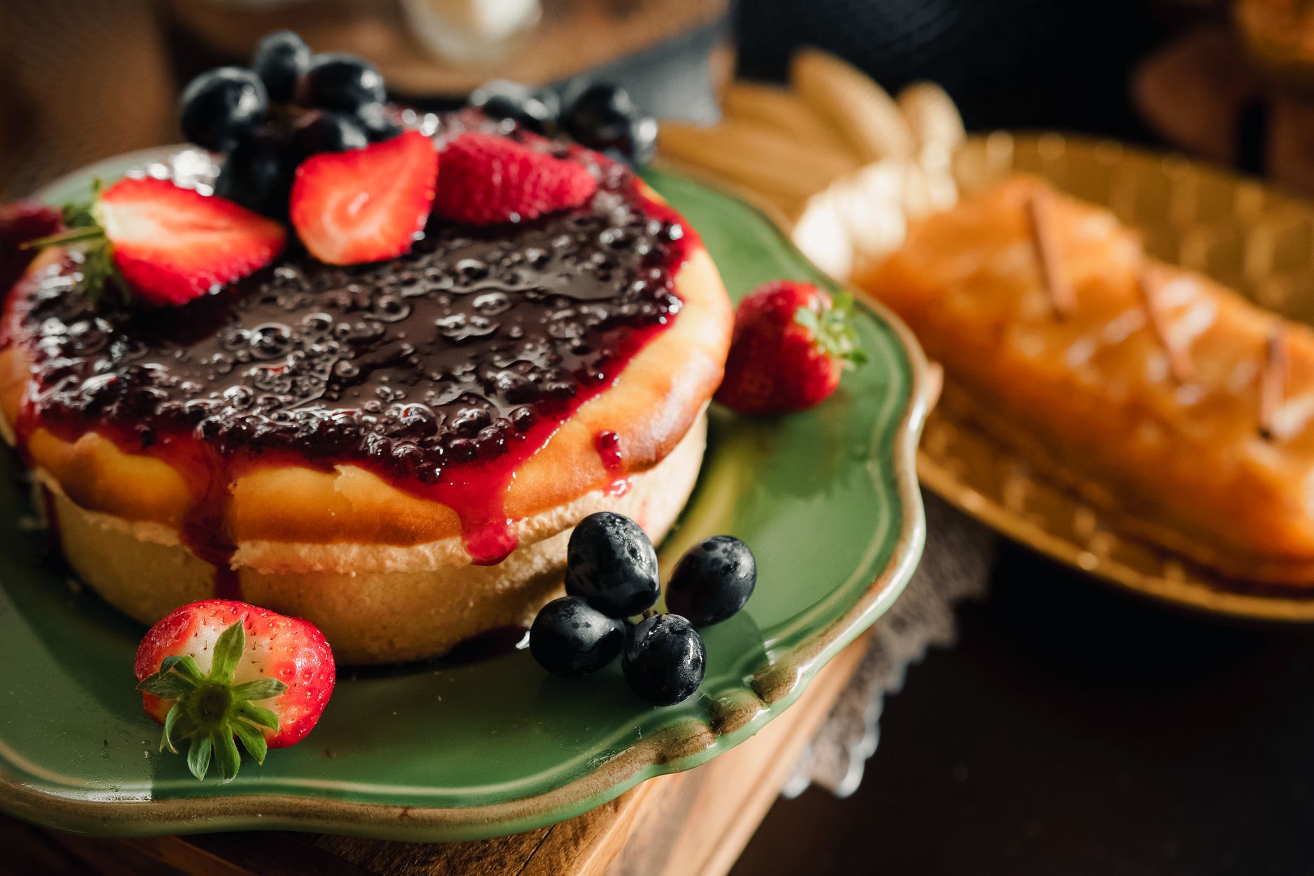 Blueberry Cake with Wojapi Sauce