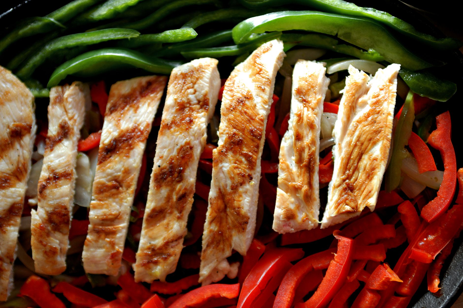 Air-Fryer Fajita-Stuffed Chicken