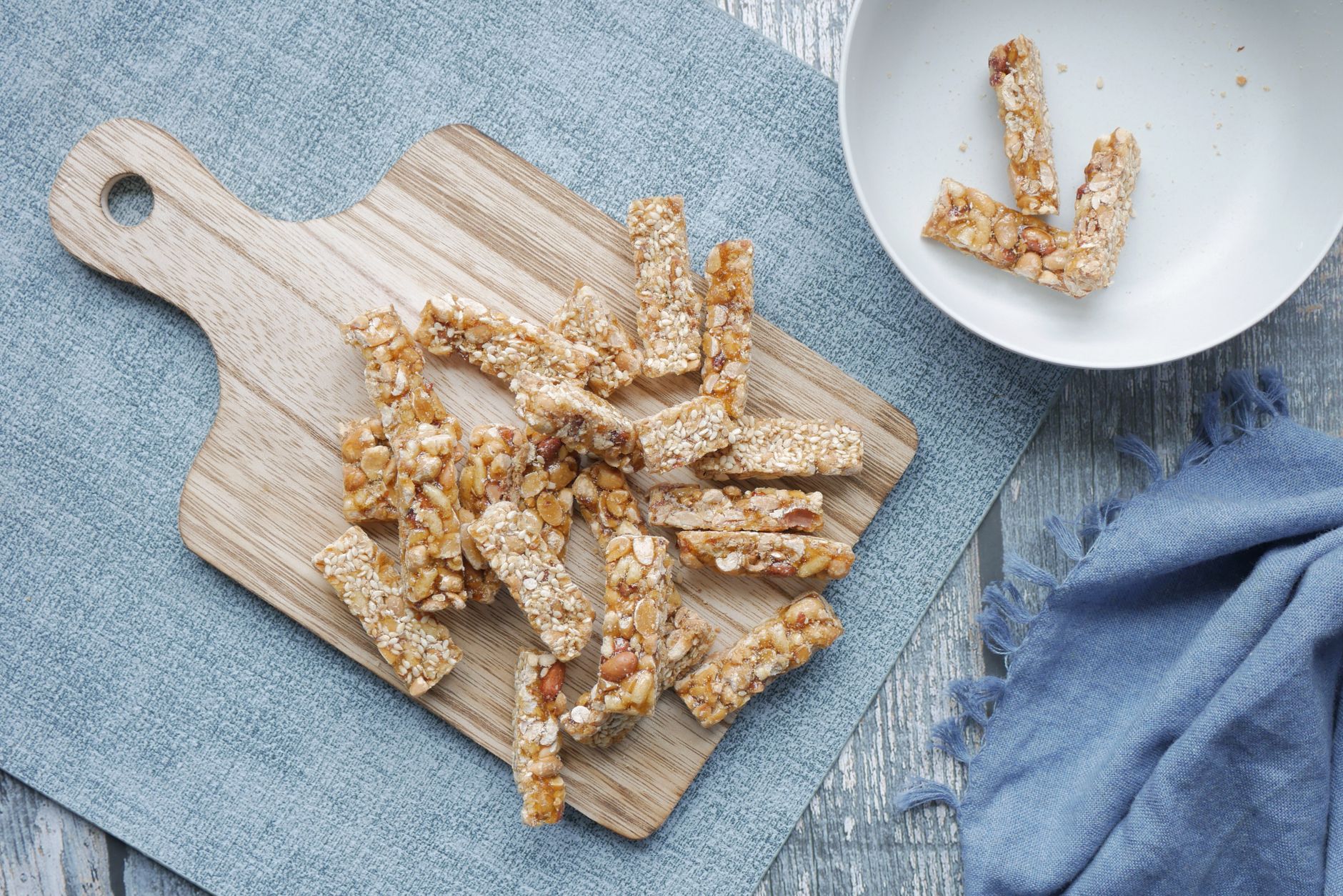 Lemon Oat Bars
