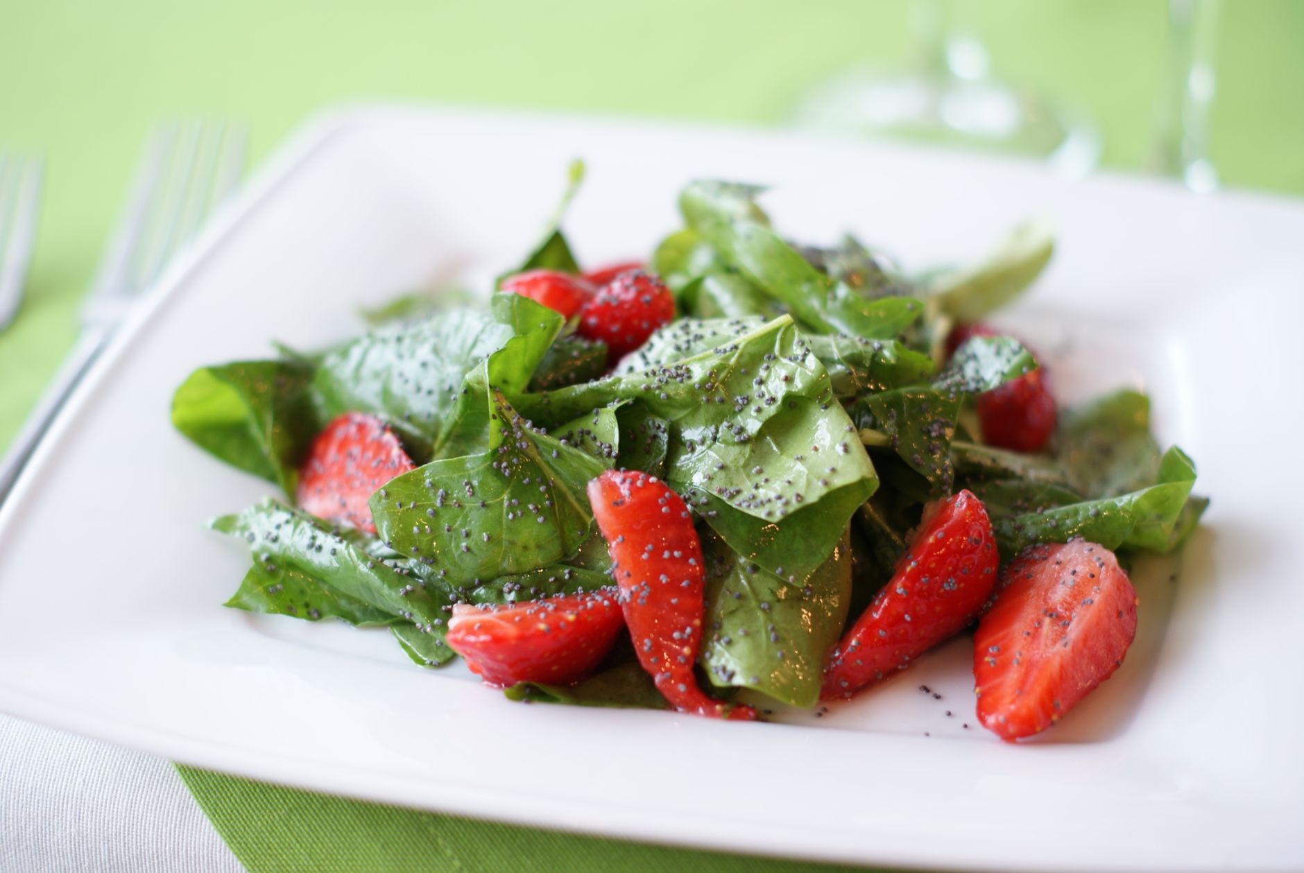 Strawberry Spinach Salad with Candied Walnuts