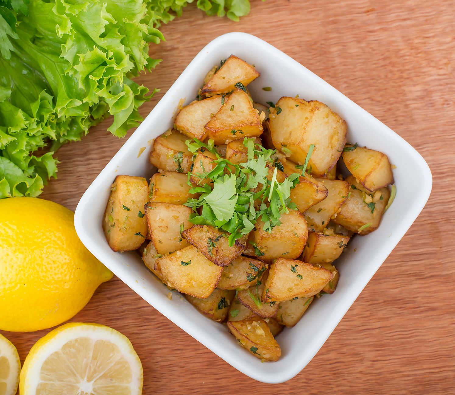 Spicy Potatoes with Garlic Aioli