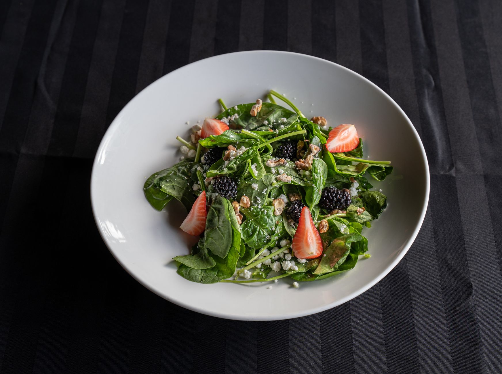 Spinach and Gorgonzola Salad