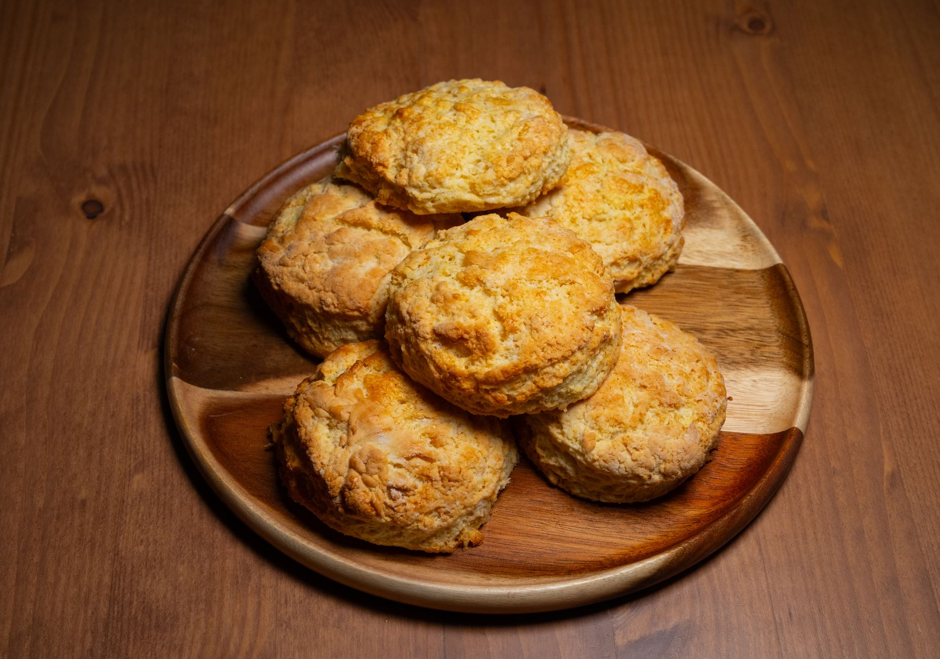 Flaky Cheddar-Chive Biscuits