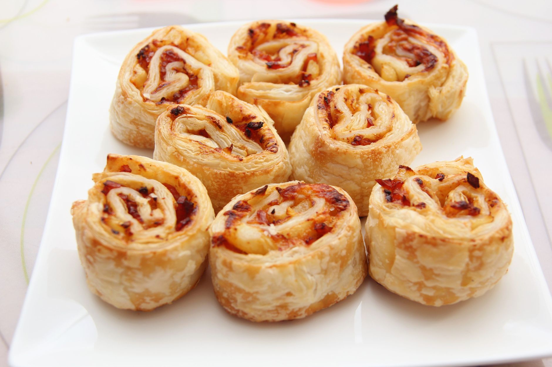 Air-Fryer Pizza Puffs