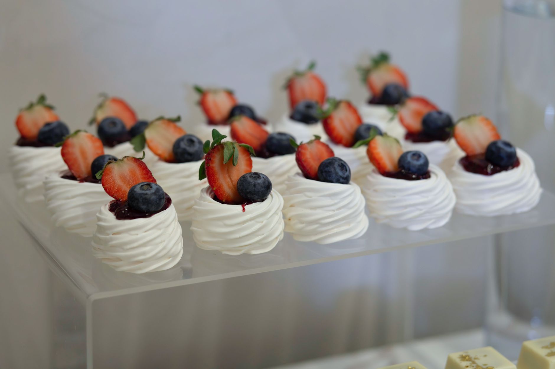 Meringues with Fresh Berries