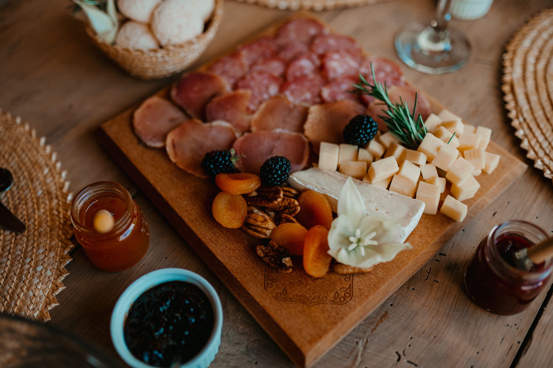 Brie Appetizers with Bacon-Plum Jam