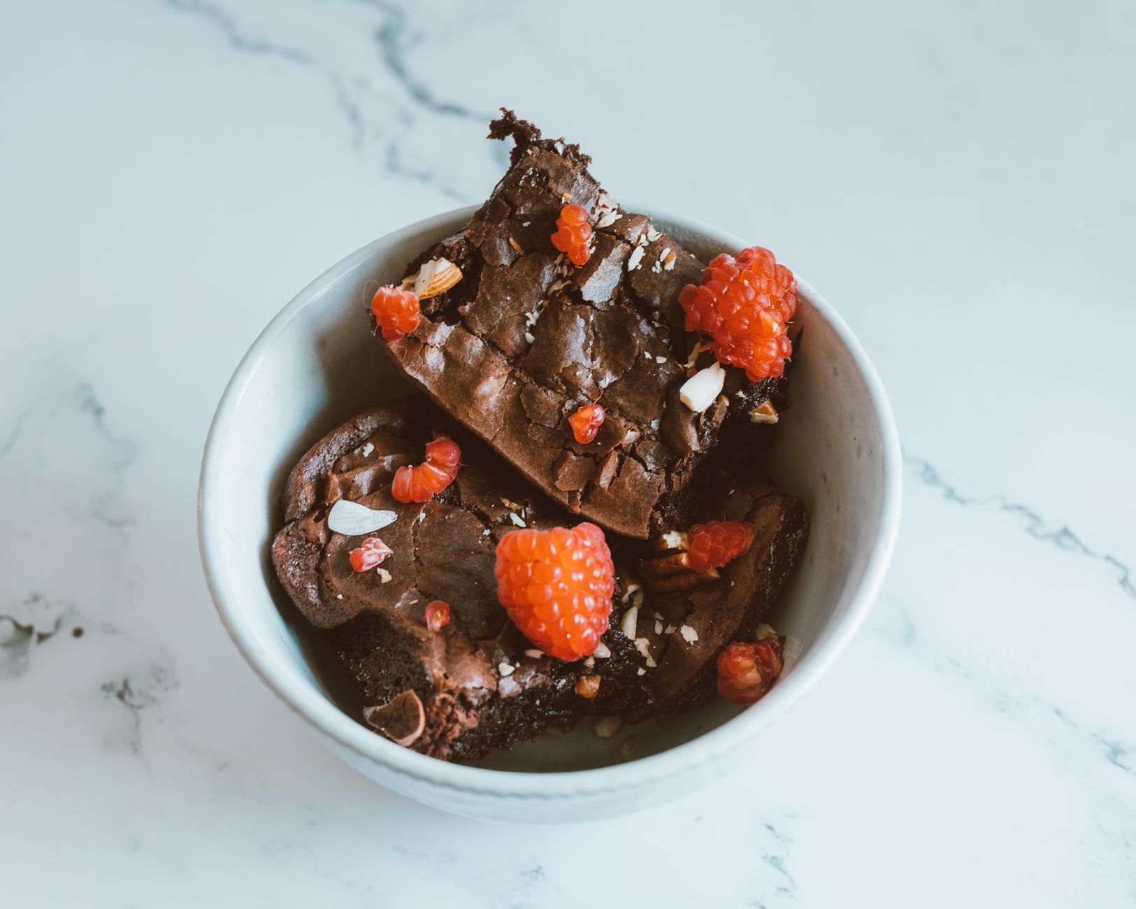 Chocolate brownie chunks with chocolate dip