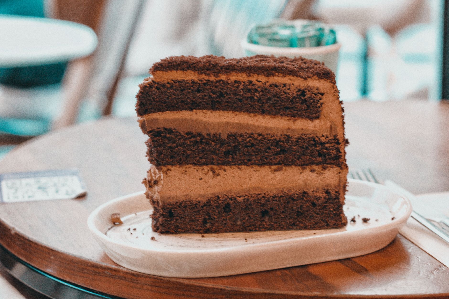 Low sugar chocolate sandwich cake