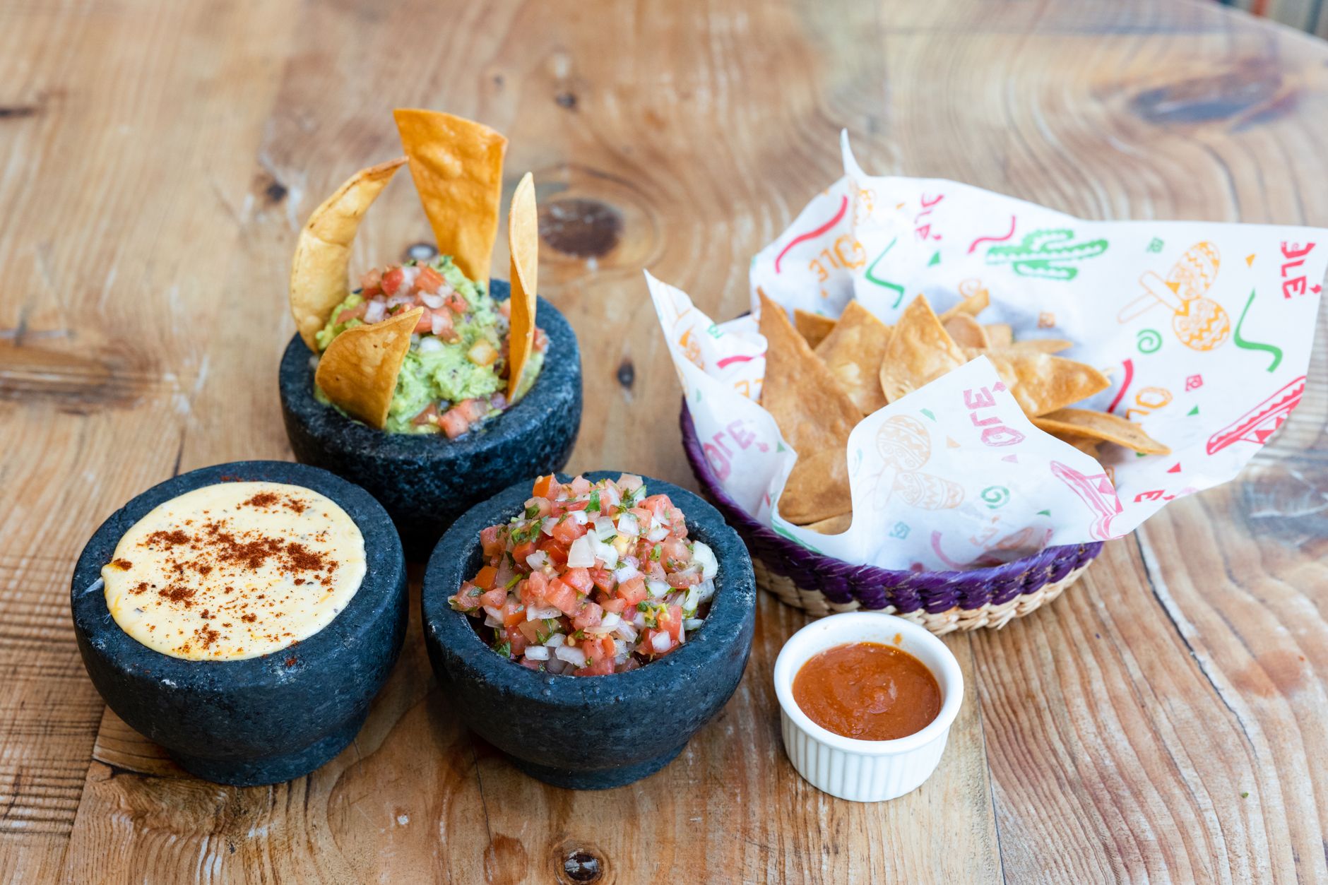 Copycat Chipotle Queso