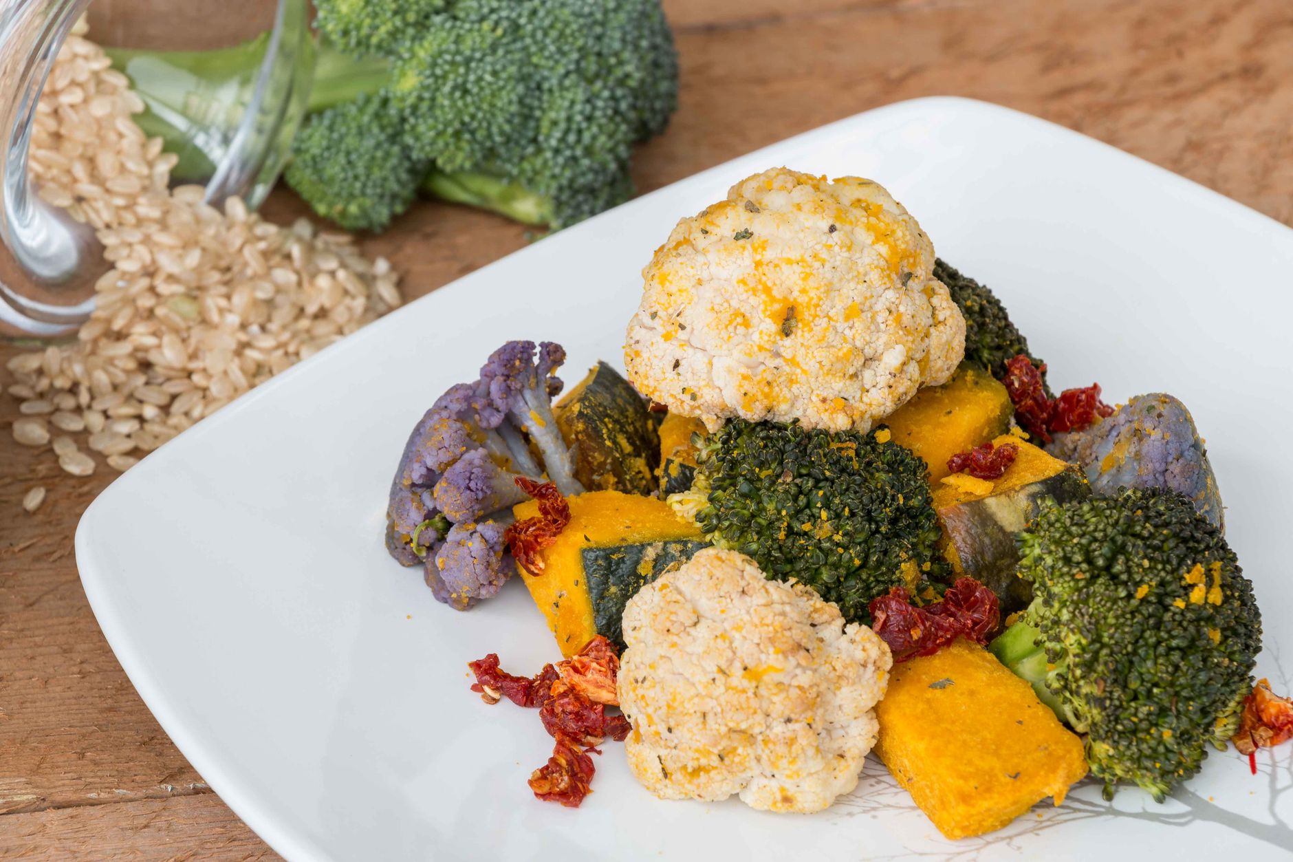 Spicy Roasted Cauliflower with Cheese Sauce