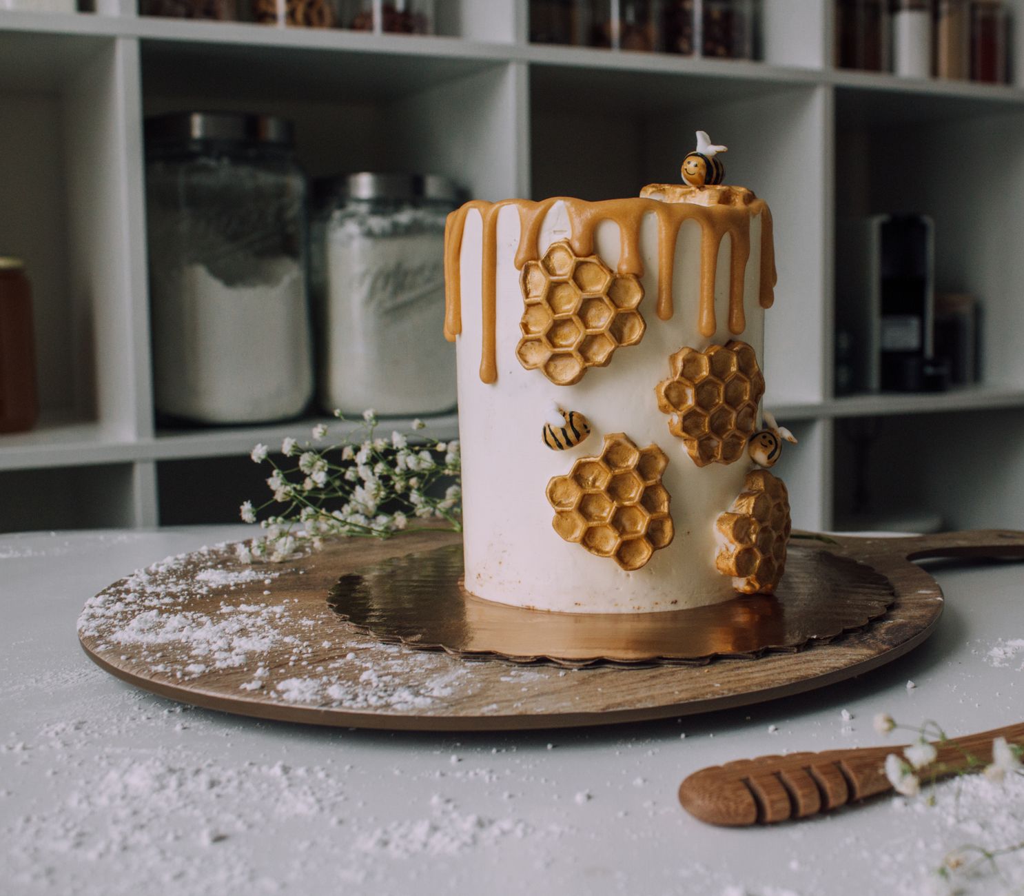Spiced honey drizzle cake