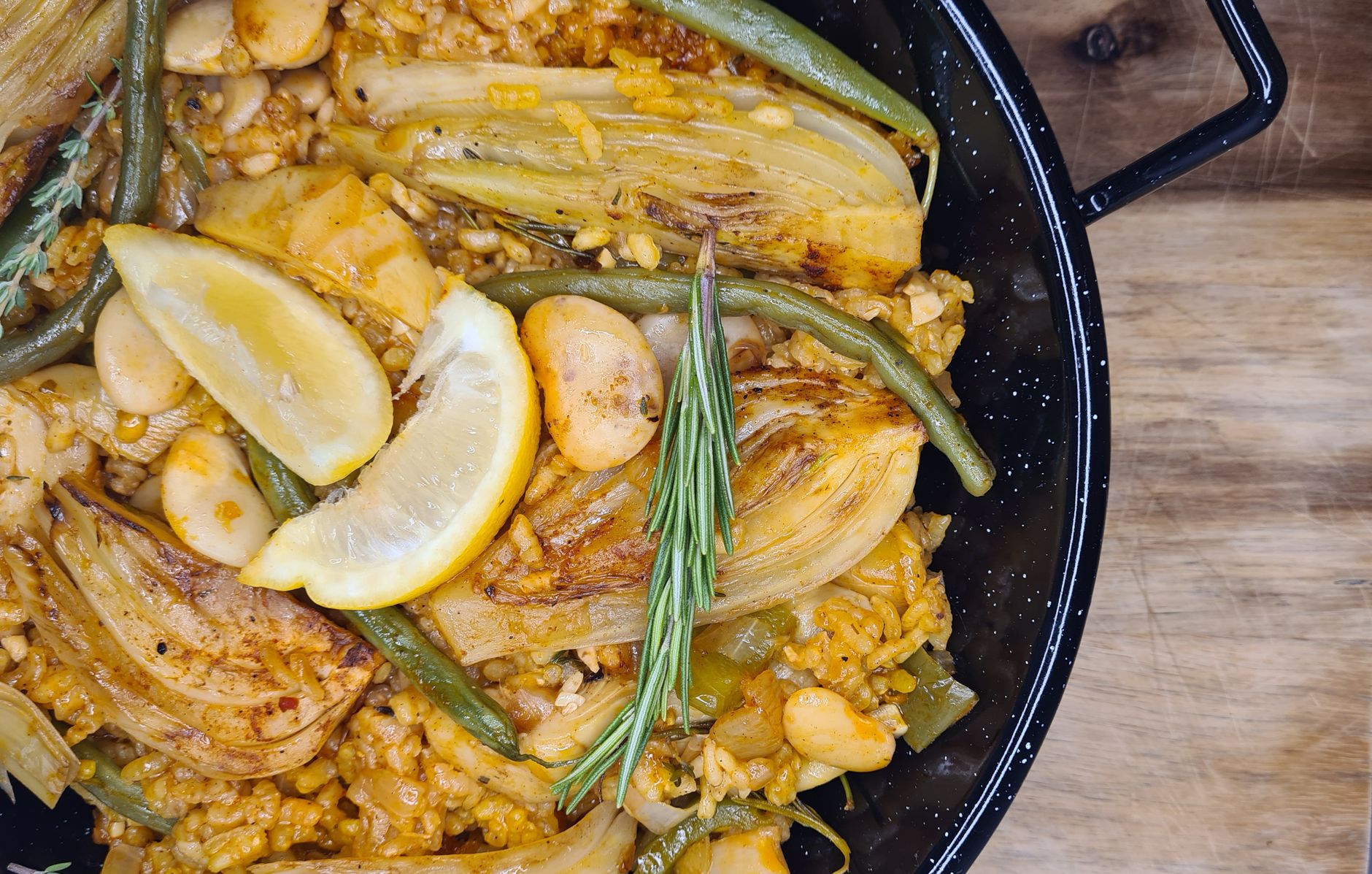 Roast fennel and aubergine paella