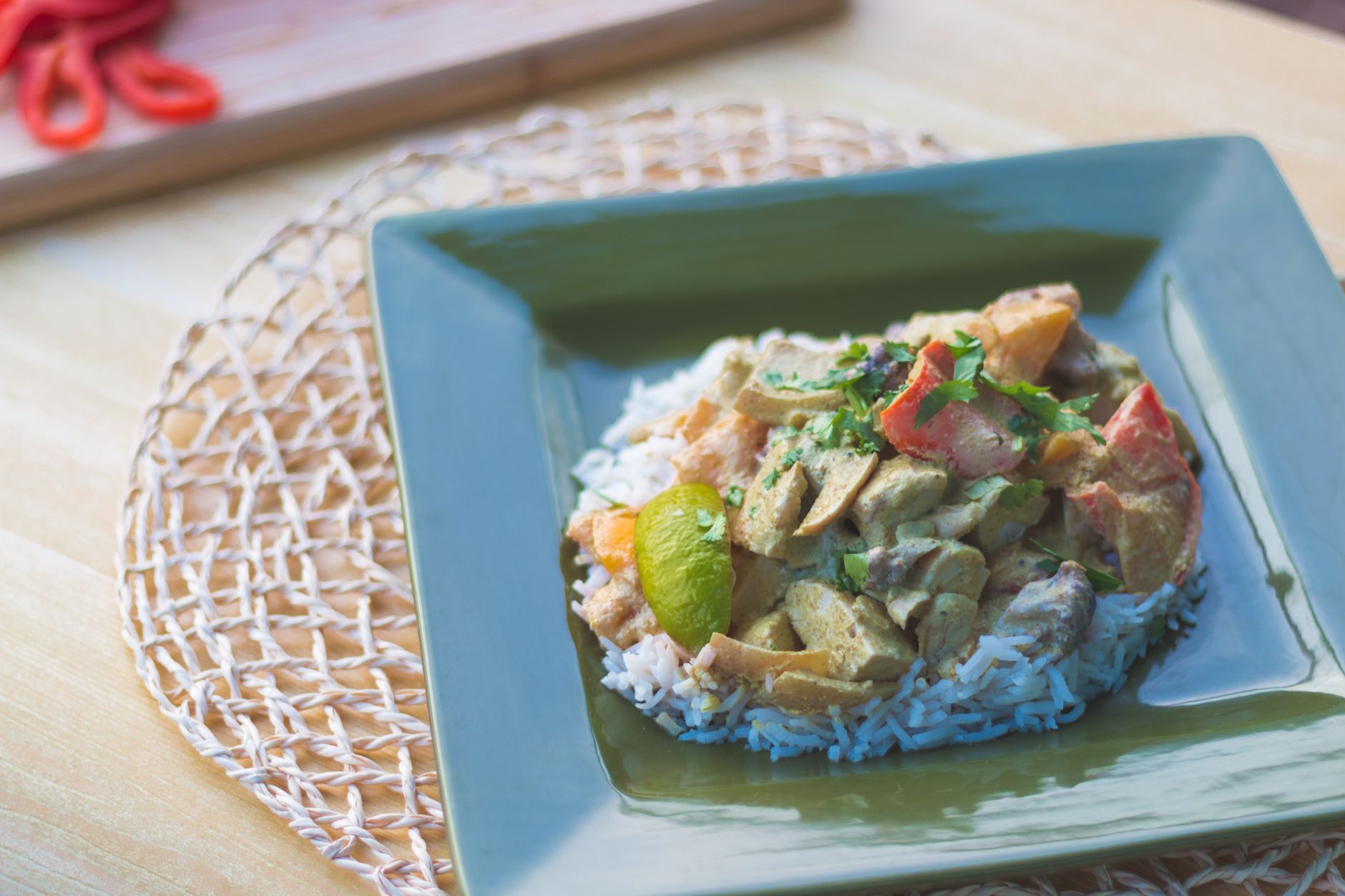 Green chicken & vegetable curry