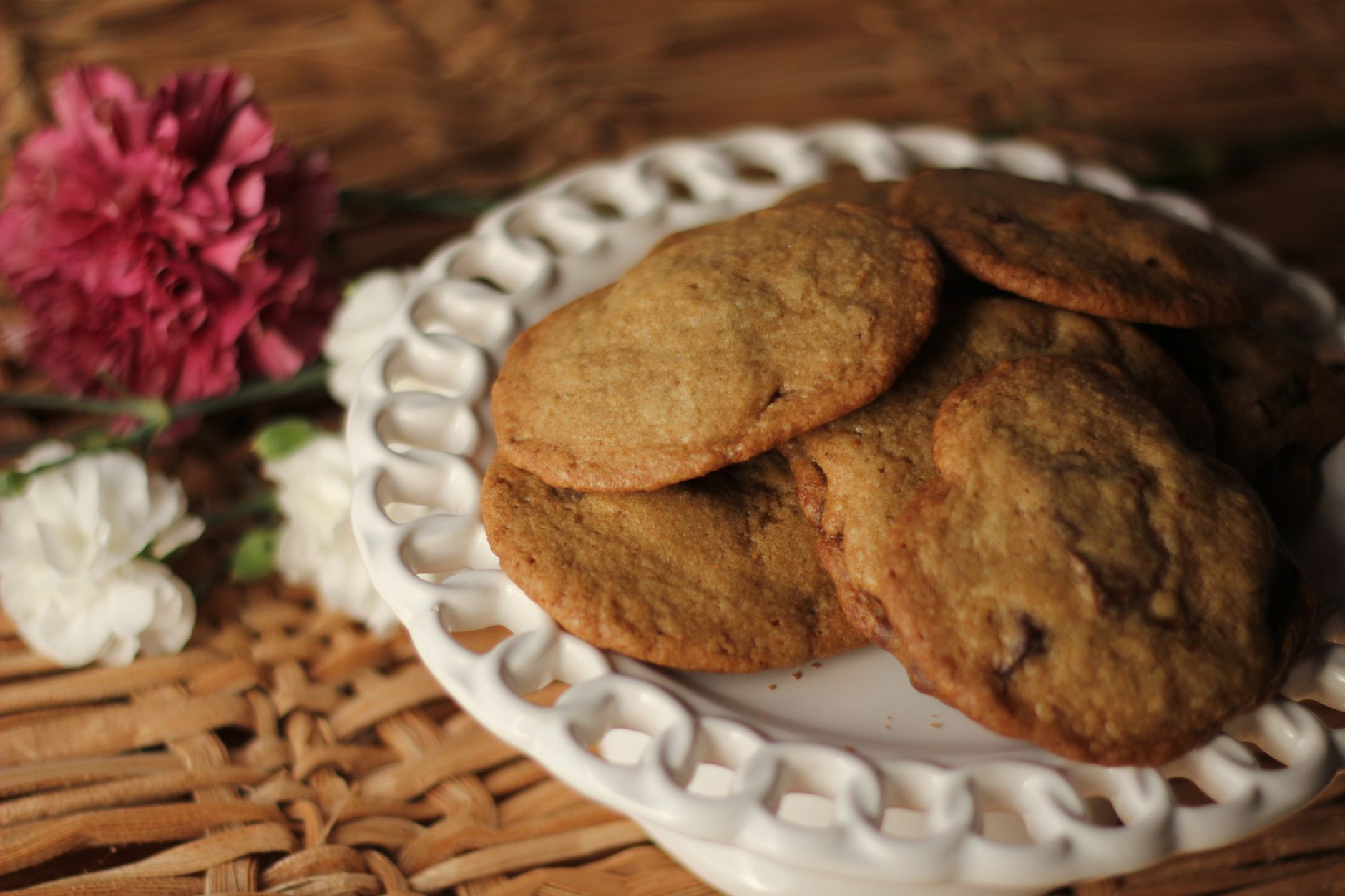 Crispy Chocolate Chip Cookies