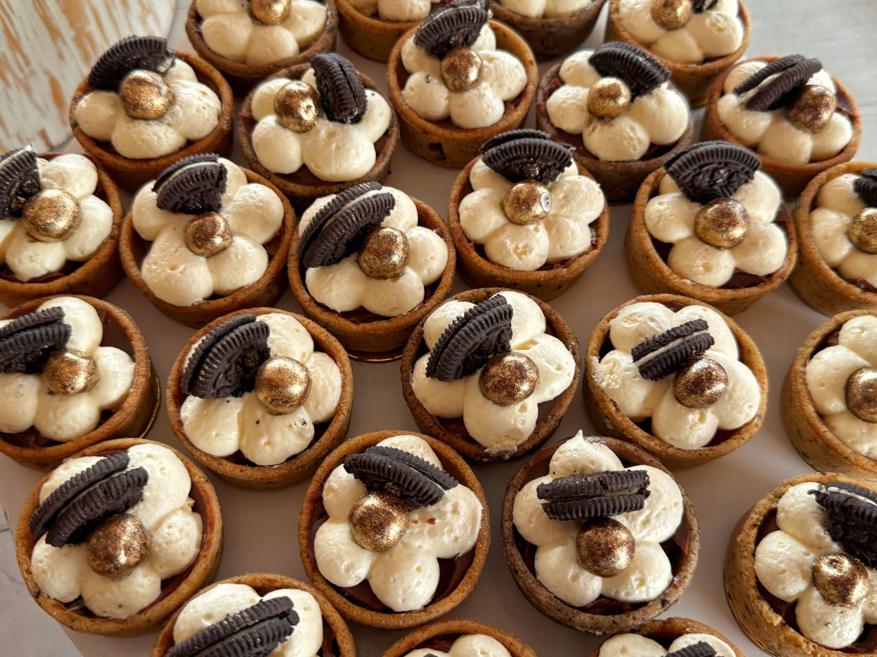Favourite biscuit cupcakes