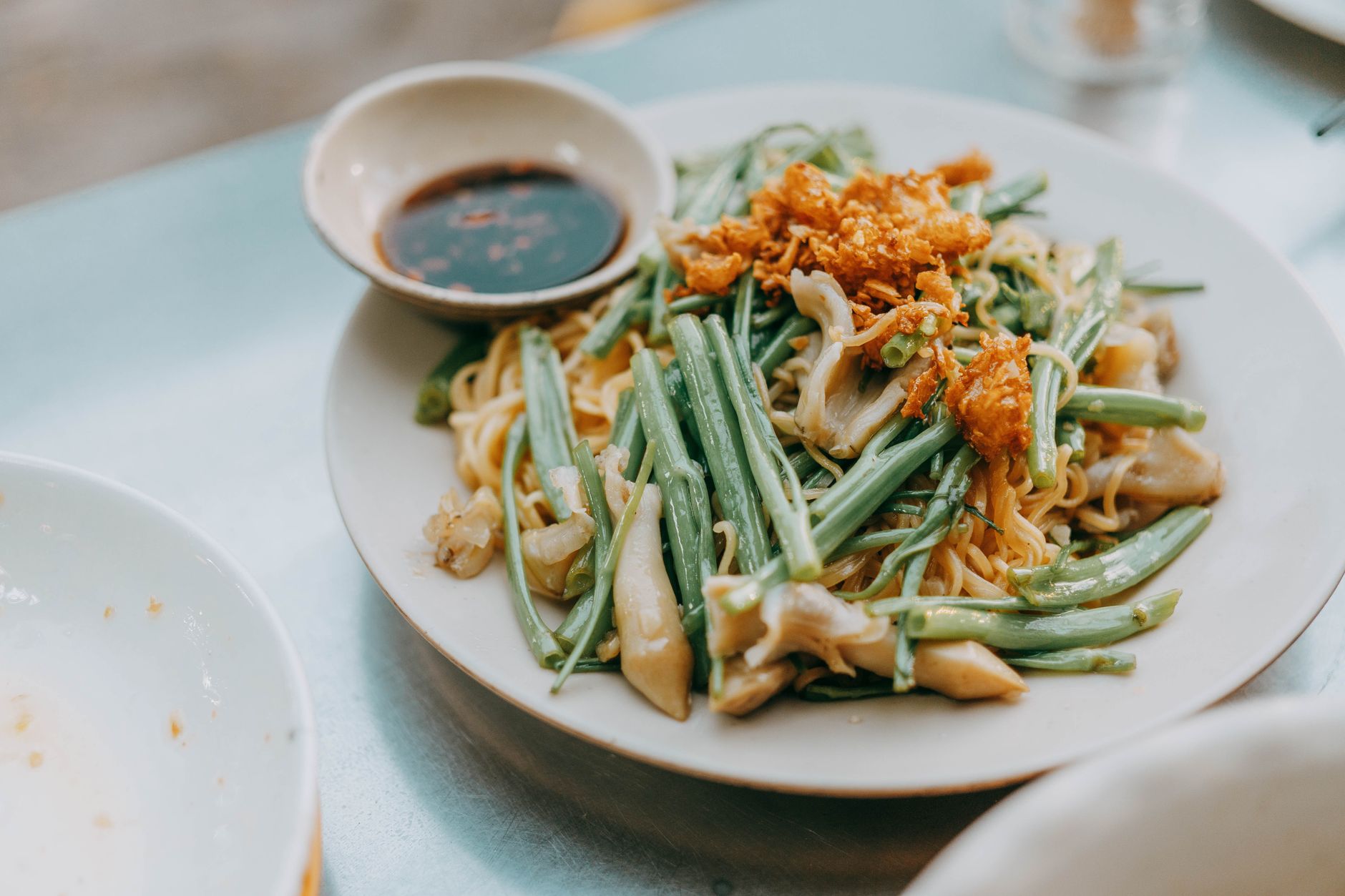 Green beans & mushrooms with tangy soy dressing