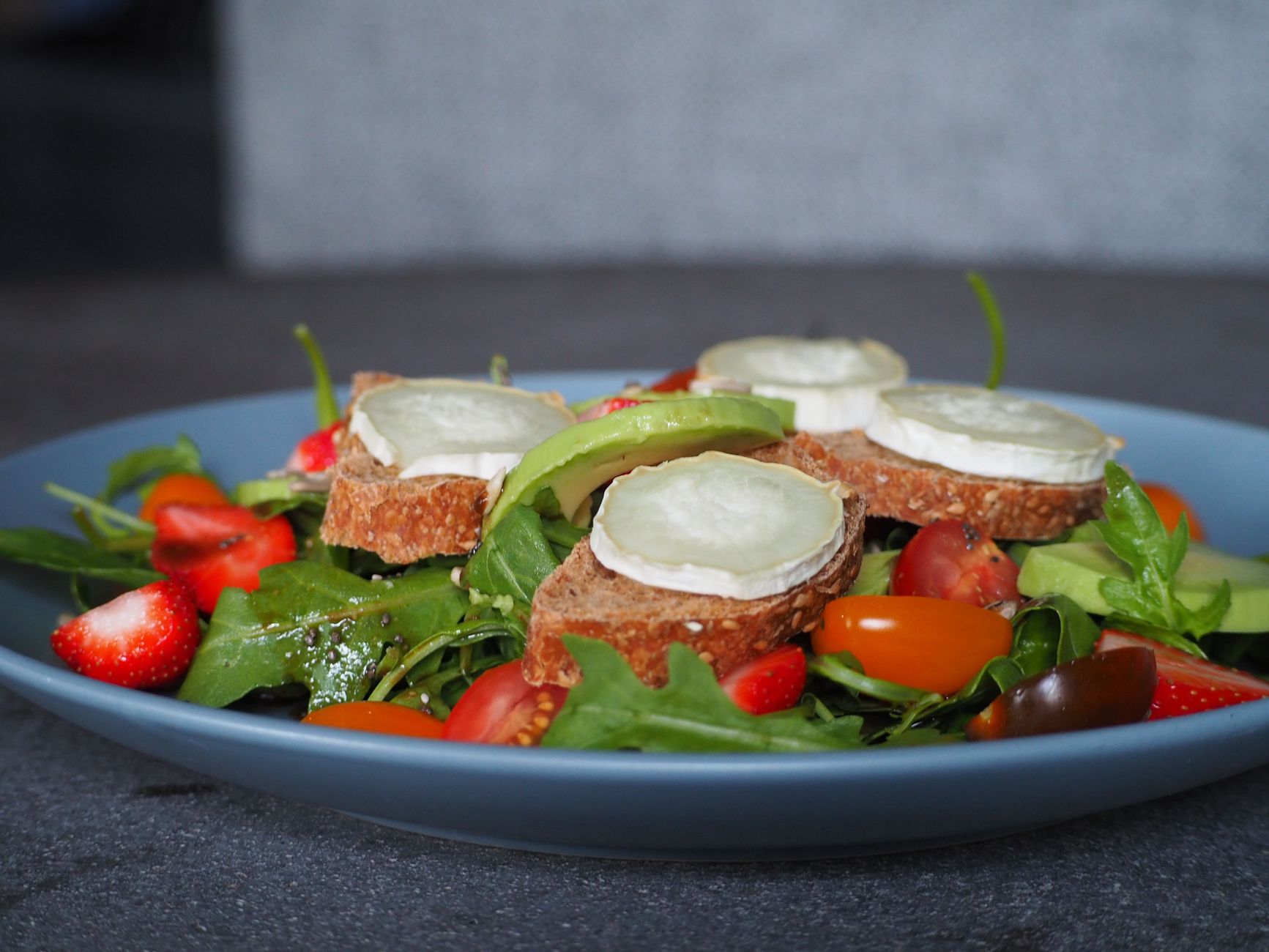 BLT Avocado Brunch Salad Recipe