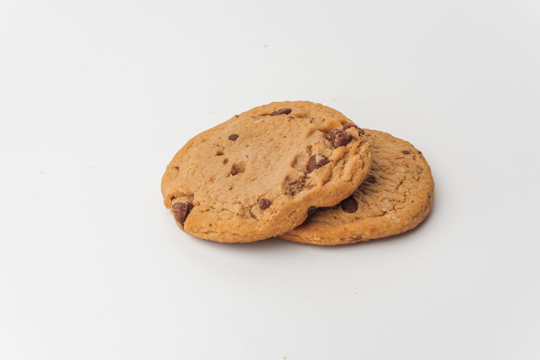Macadamia & cranberry American cookies