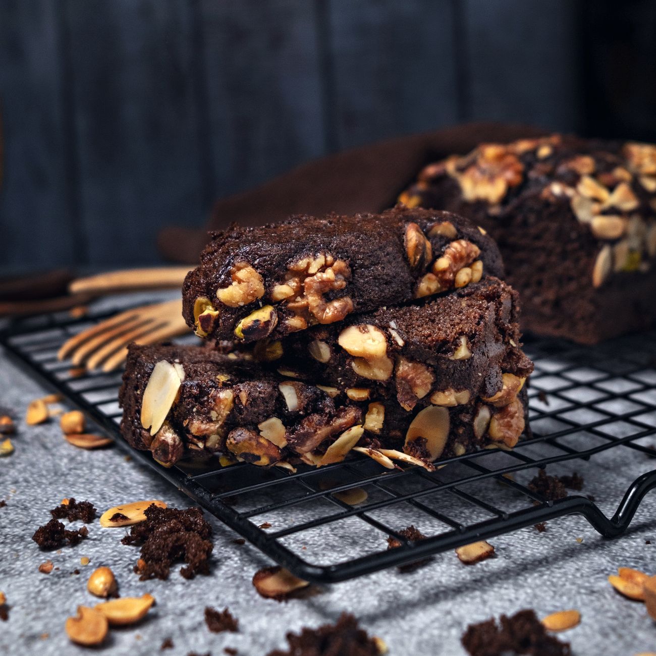 Banana & pecan fudge loaf