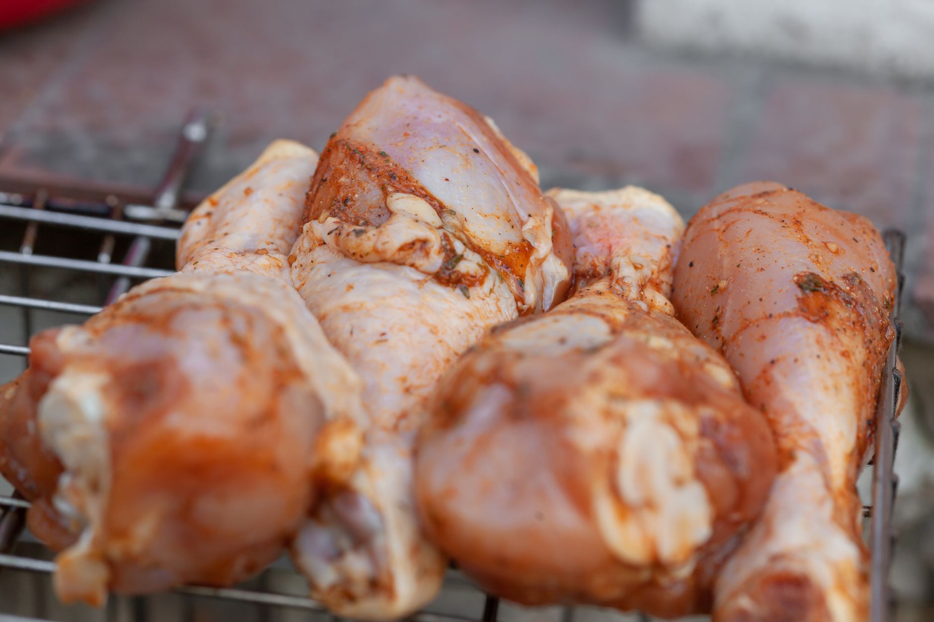 Dry Rubbed Grilled Drumsticks and Thighs