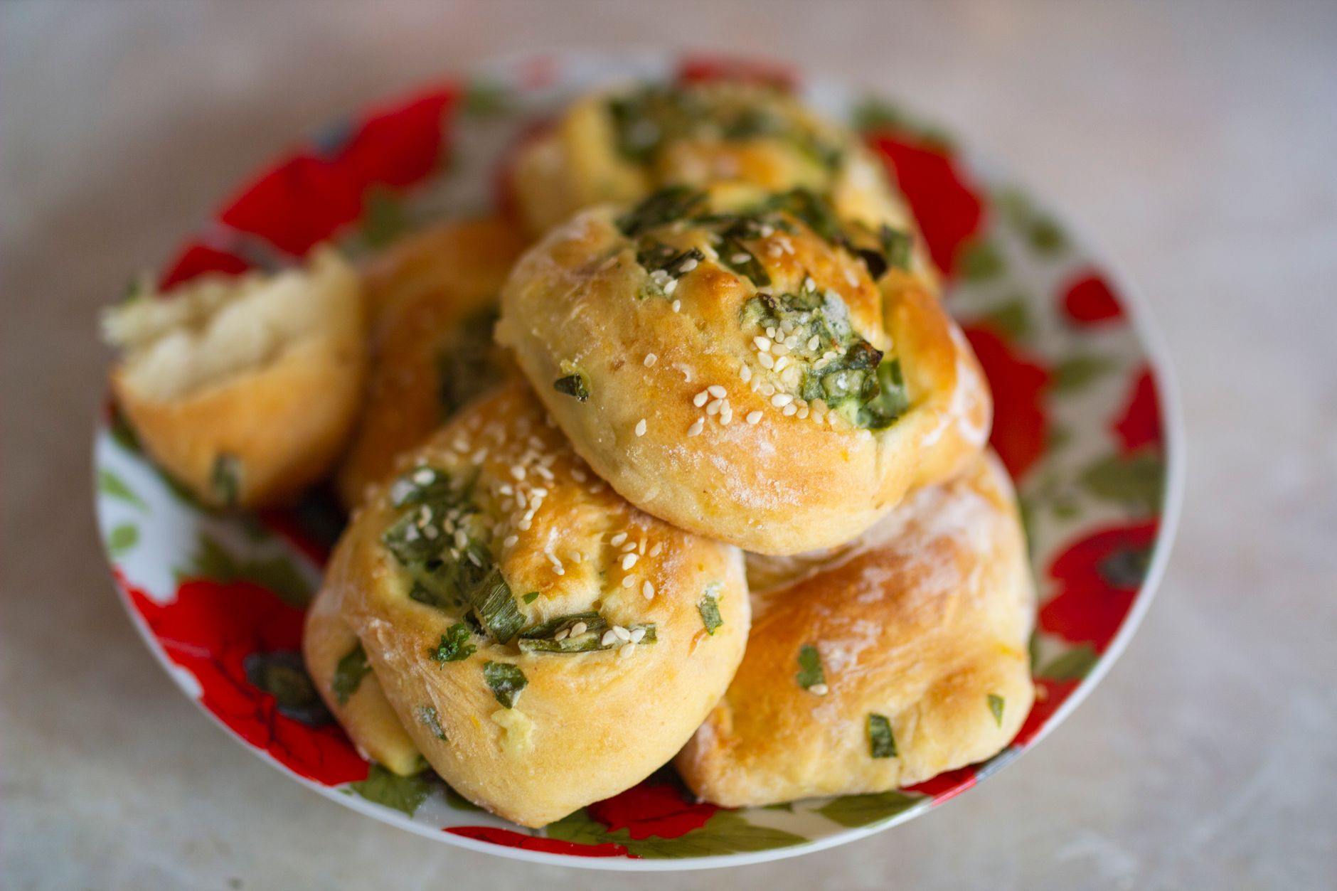 Herbed Accordion Dinner Rolls