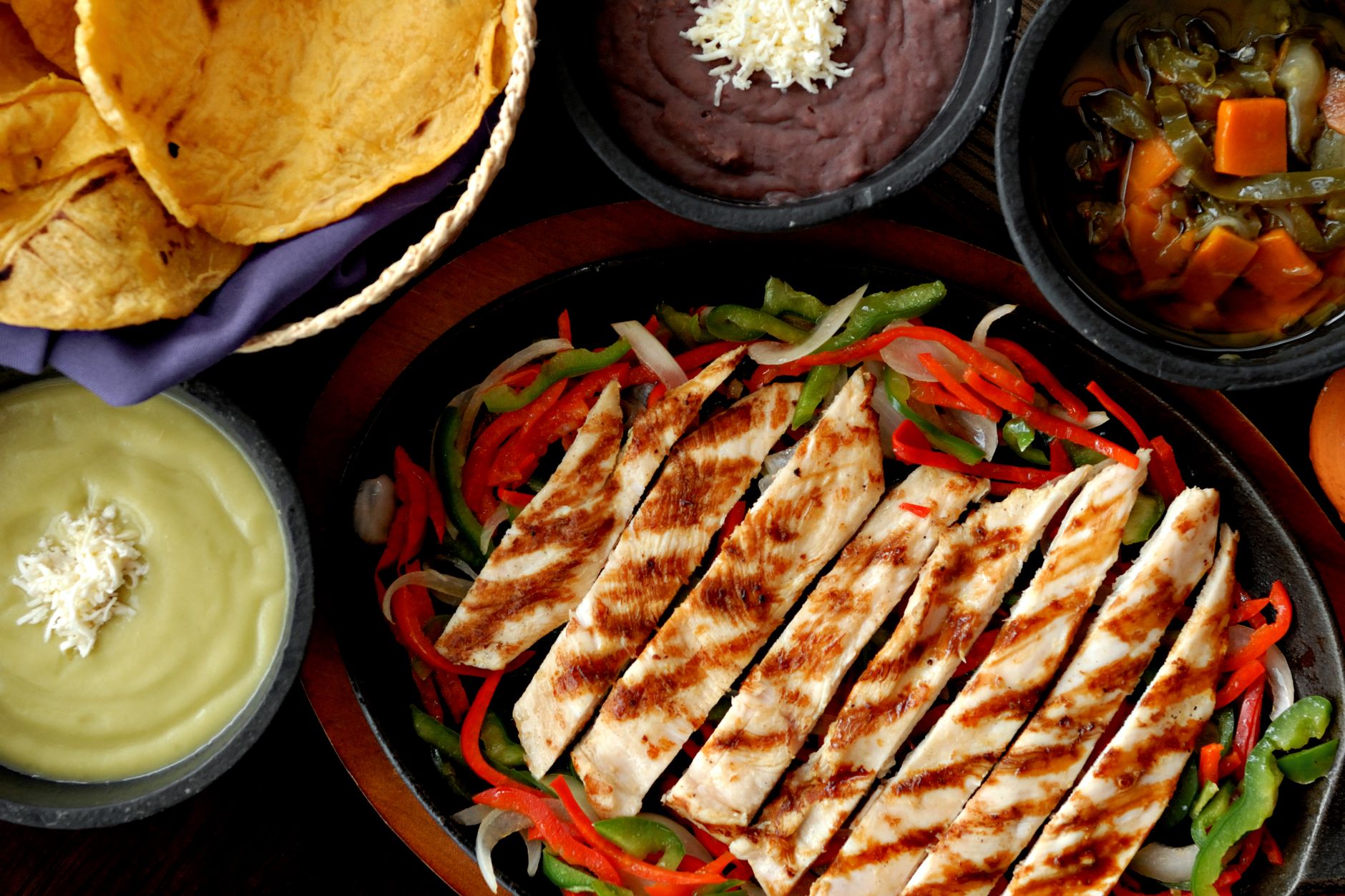 Grilled Chicken with Salsa