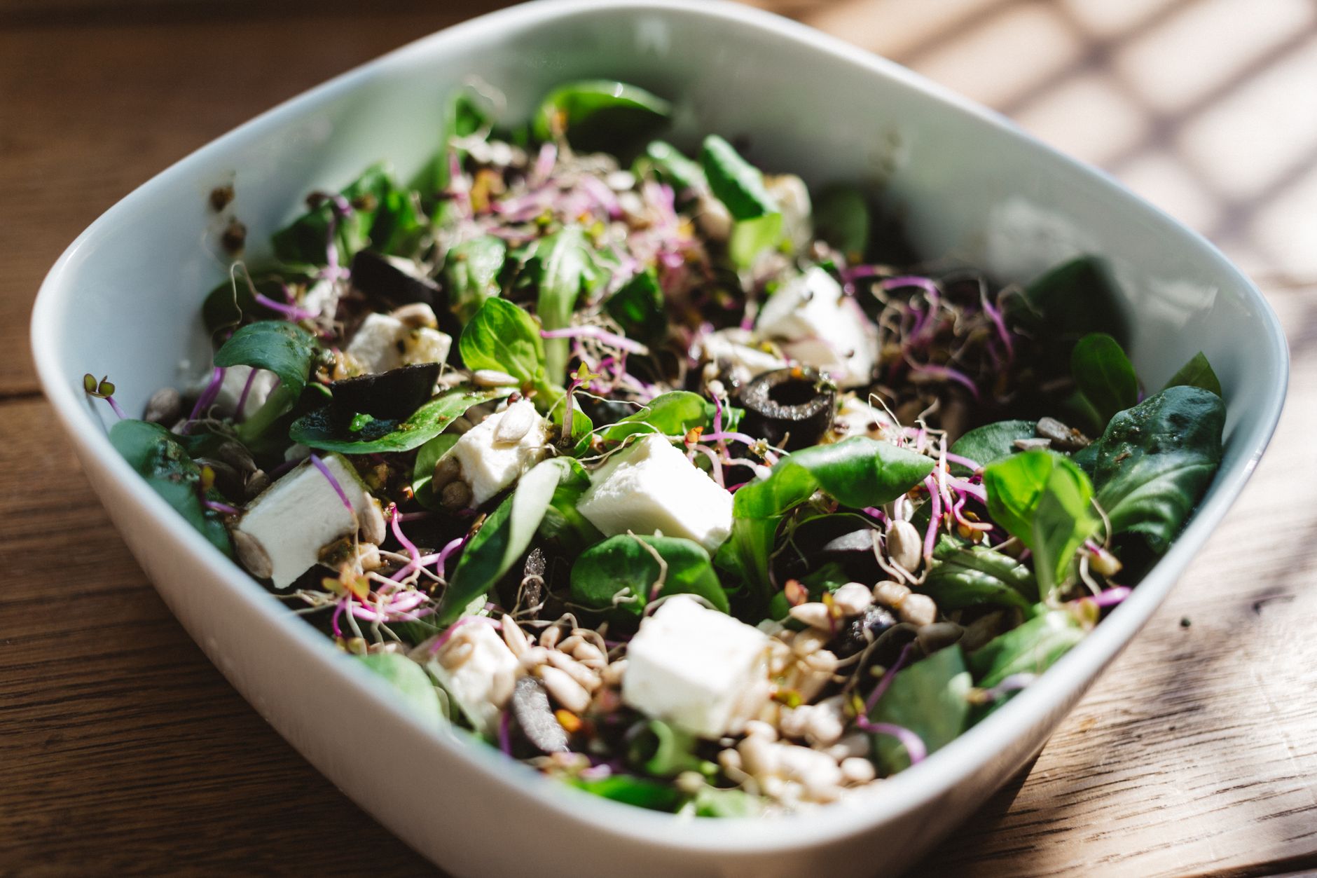 Spiced feta, pistachio & clementine salad