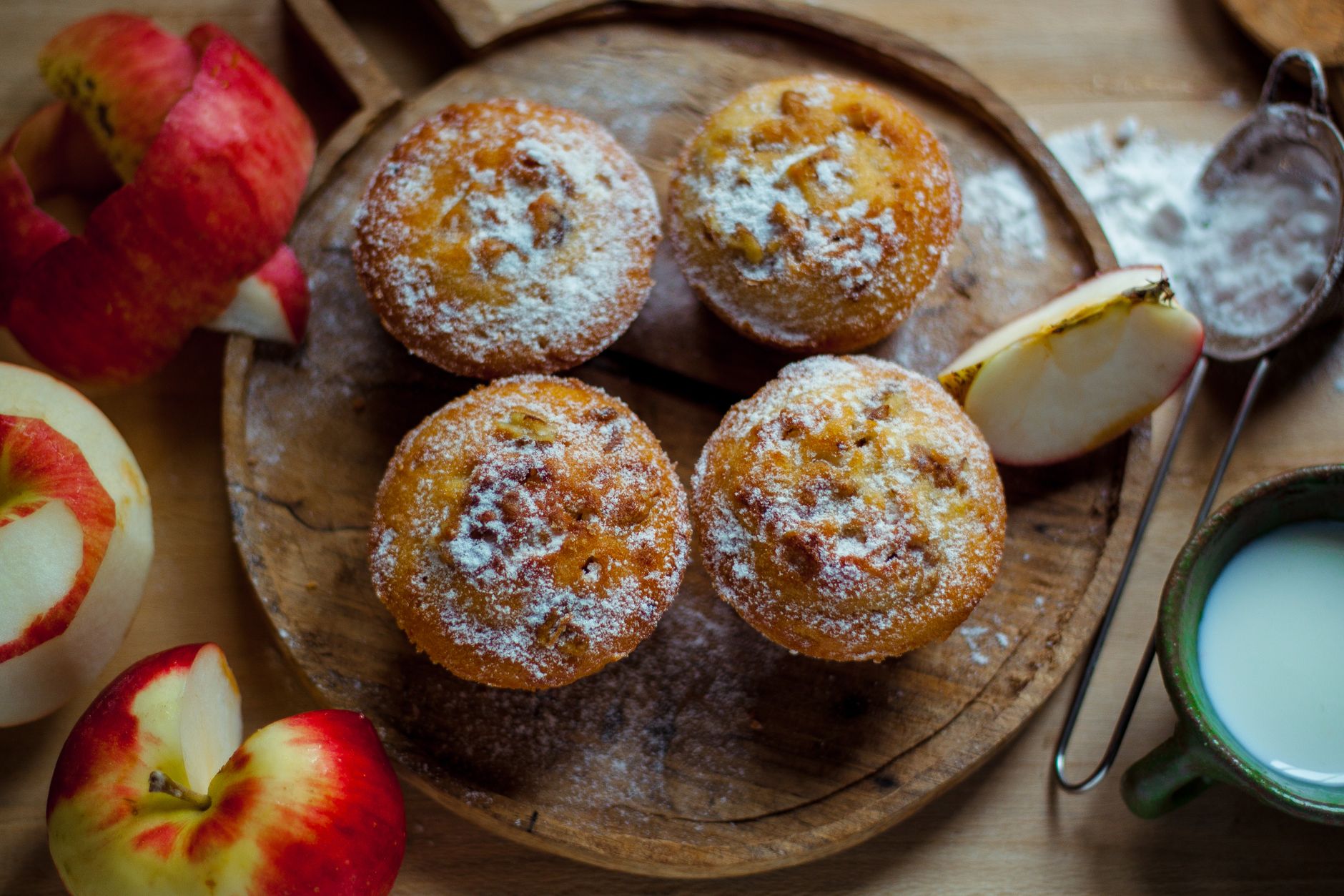 Apple Muffins