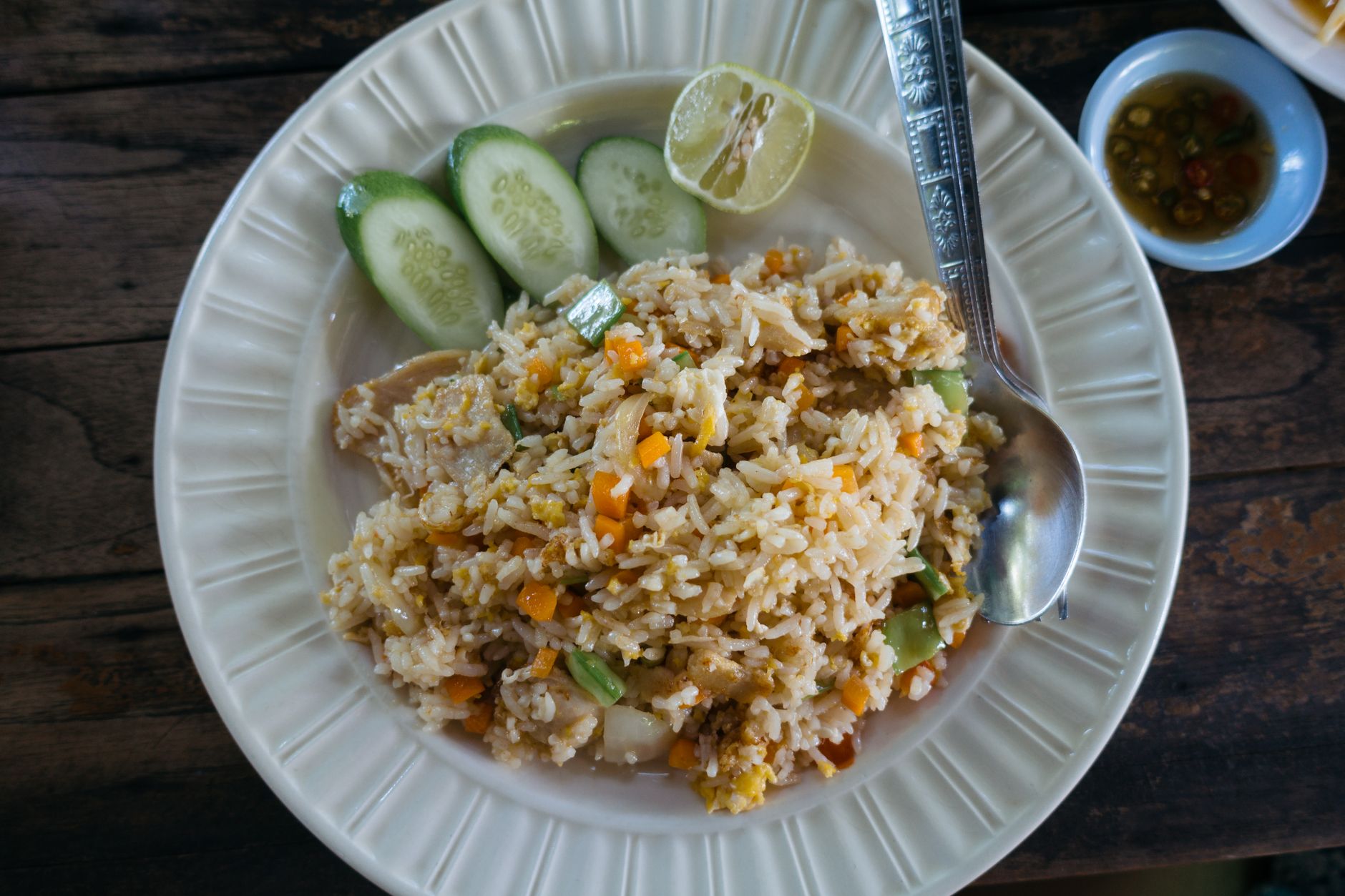 Thai fried rice with prawns & peas