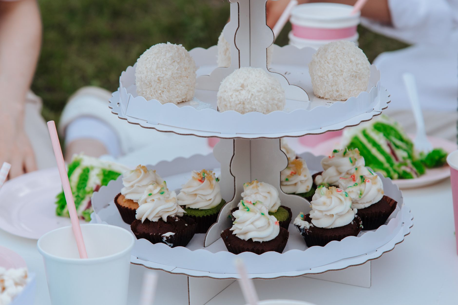 Picnic Cupcakes