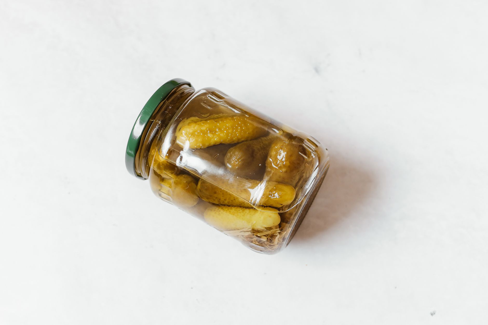 Snappy Horseradish Dill Pickles