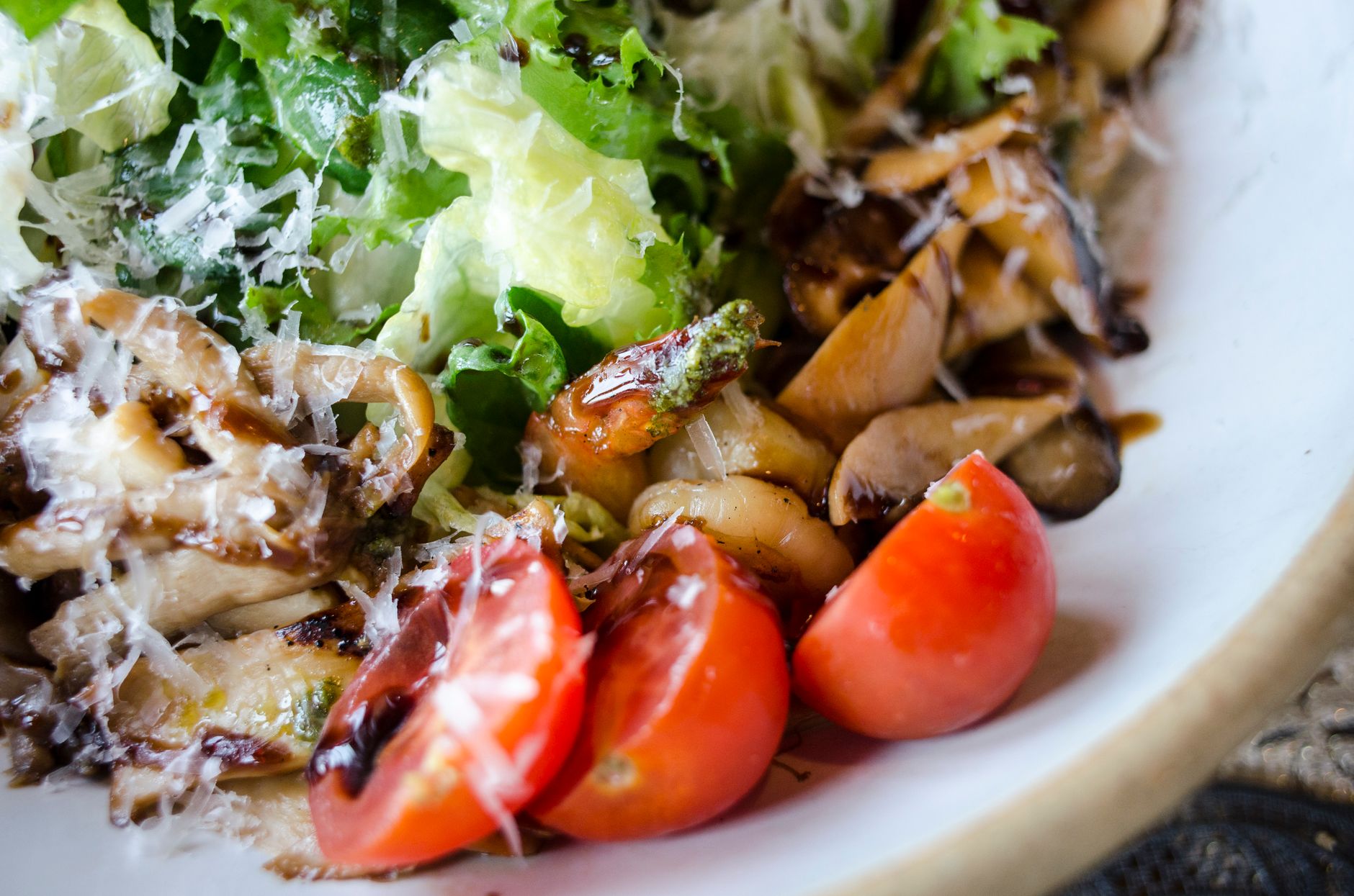 Balsamic Chicken and Mushrooms