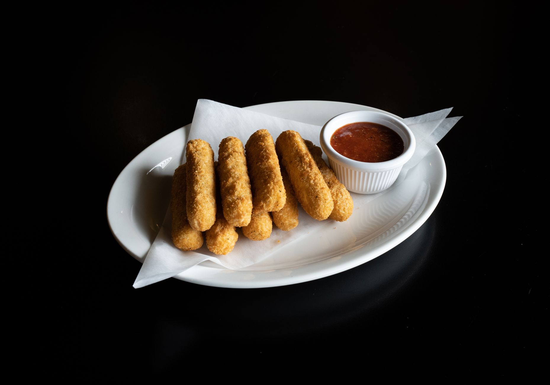 Wonton Mozzarella Sticks