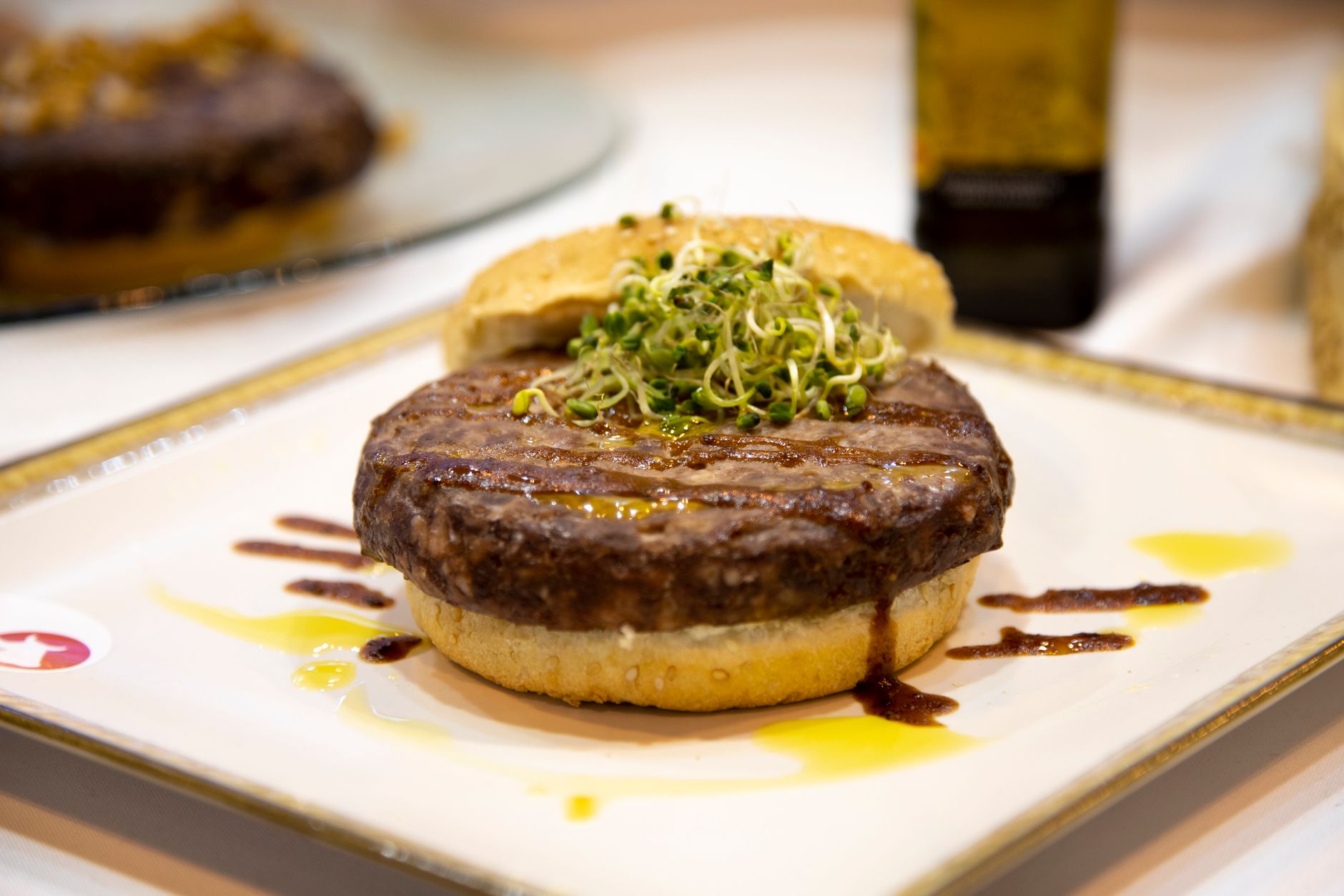 Pesto Hamburgers