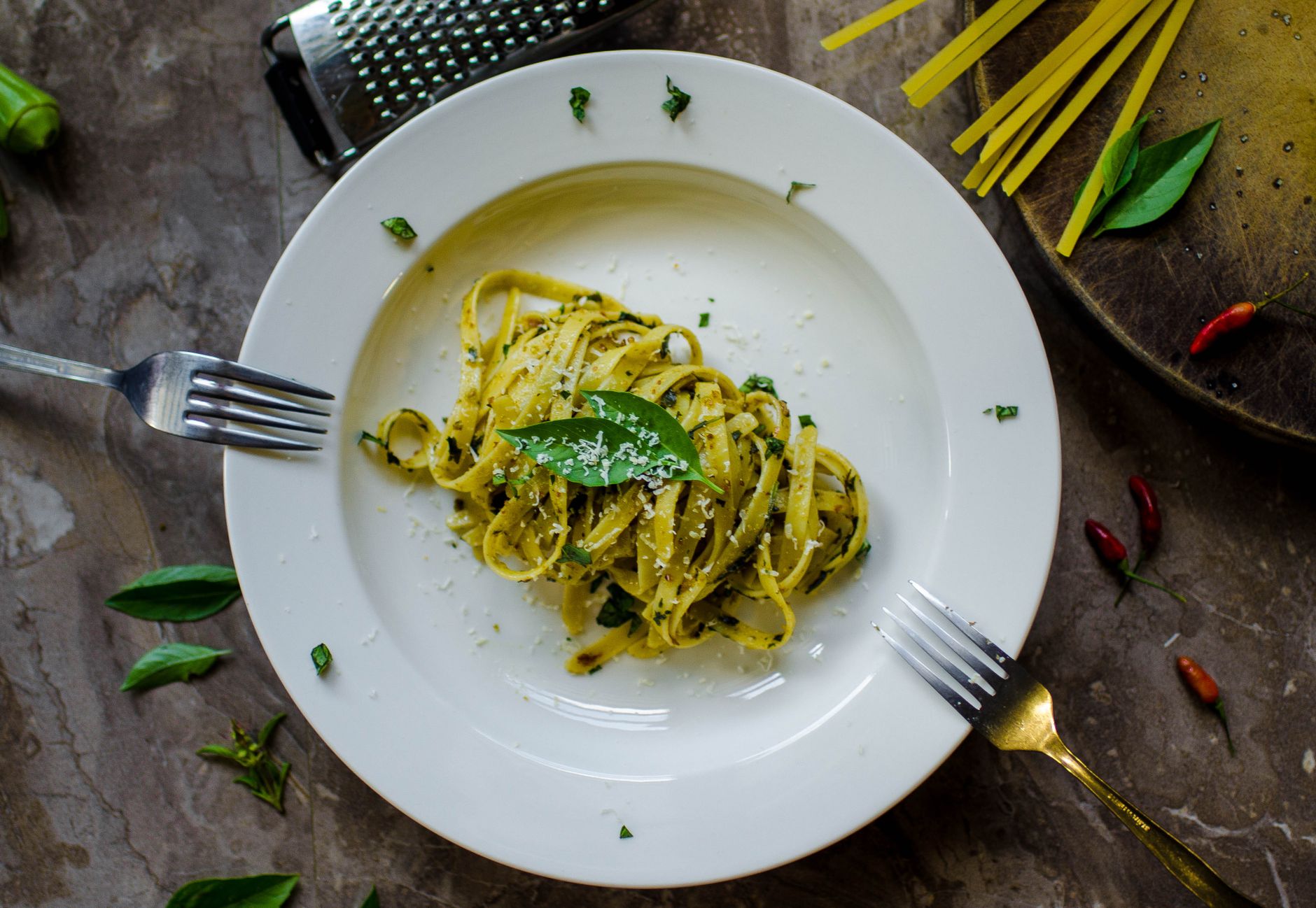 Pesto Spaghetti Squash