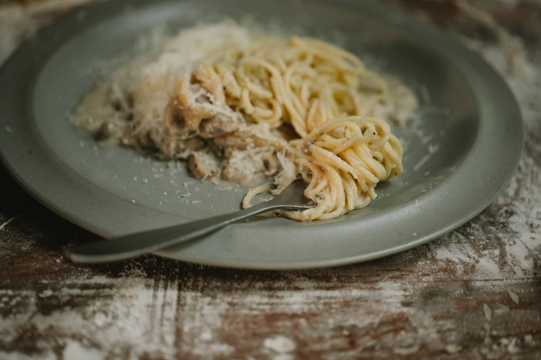 One Pot Creamy Mushroom Pasta