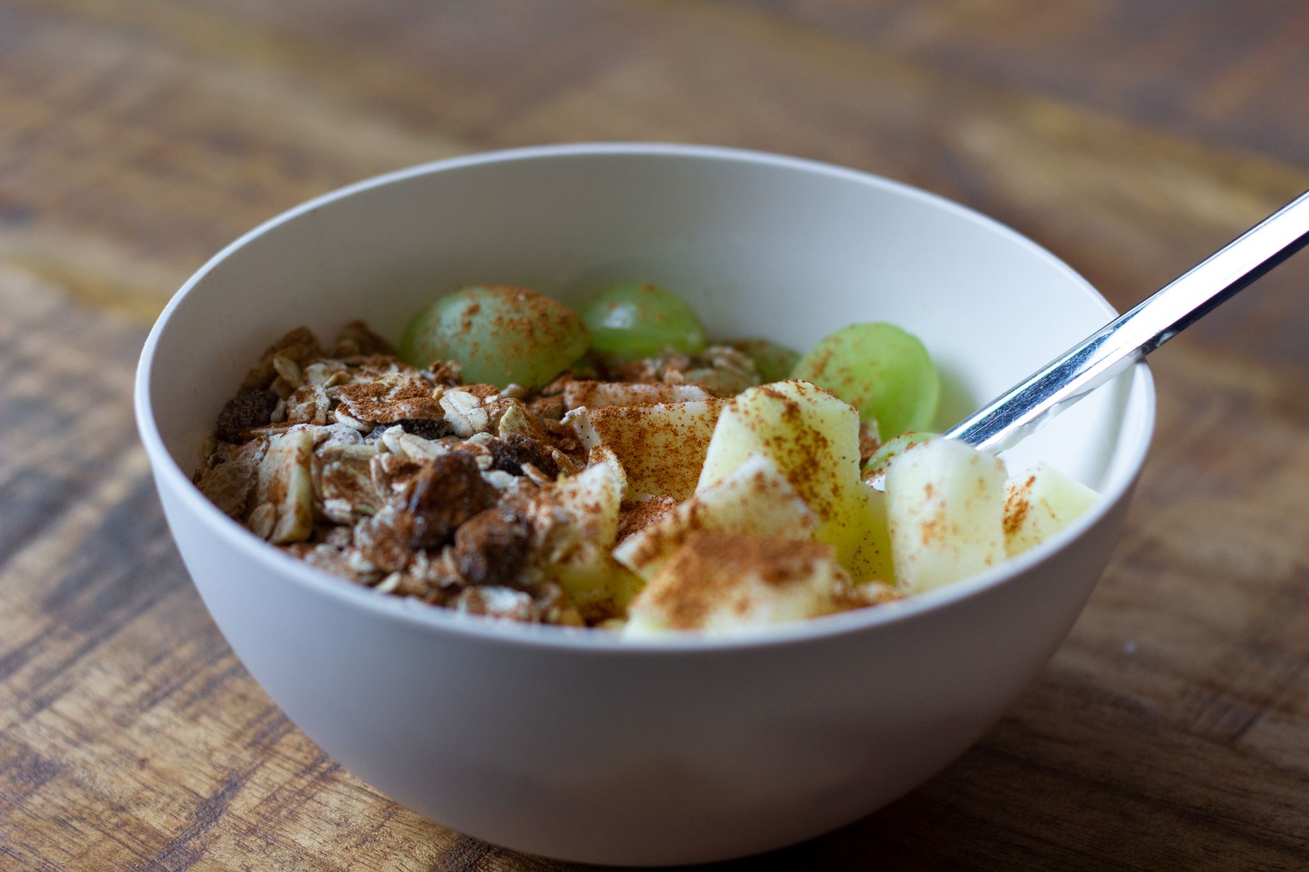 Apple Cinnamon Cottage Cheese Breakfast Bowl
