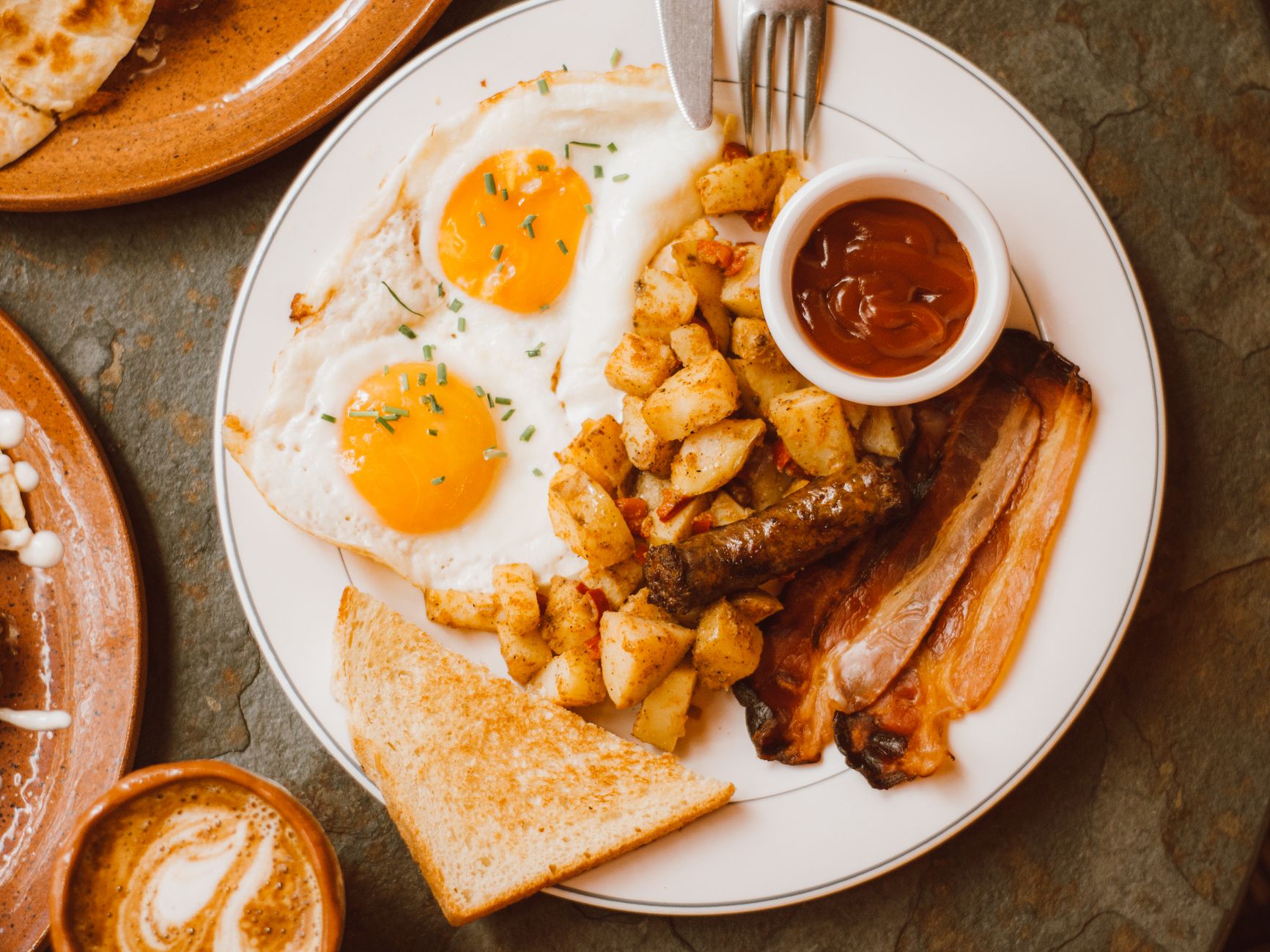 Hearty Slow-Cooker Breakfast Hash