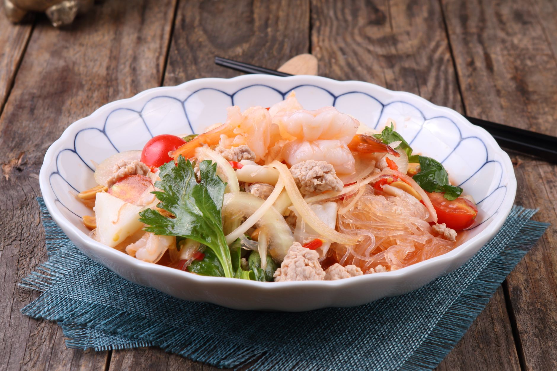 Thai rice noodle salad