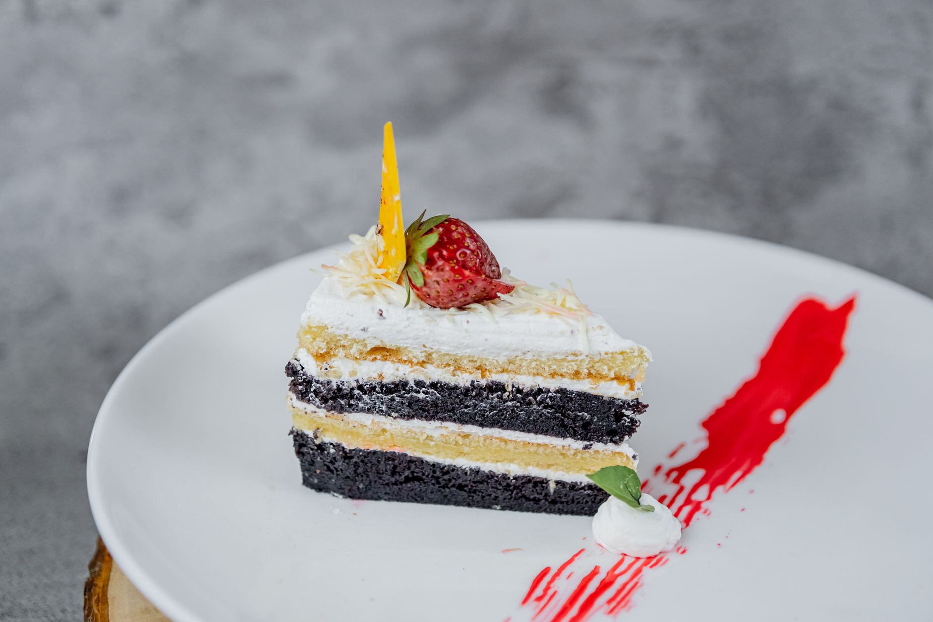 Chocolate Cake with Vanilla Frosting