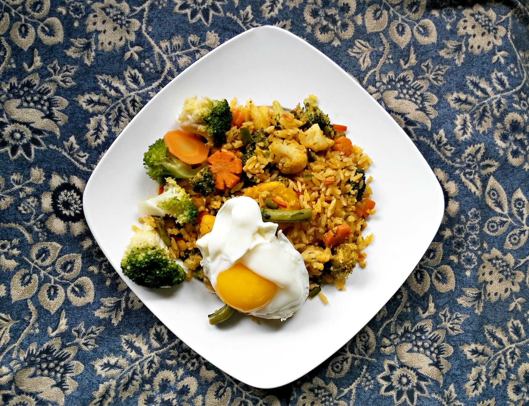 Easy Cheesy Broccoli Rice