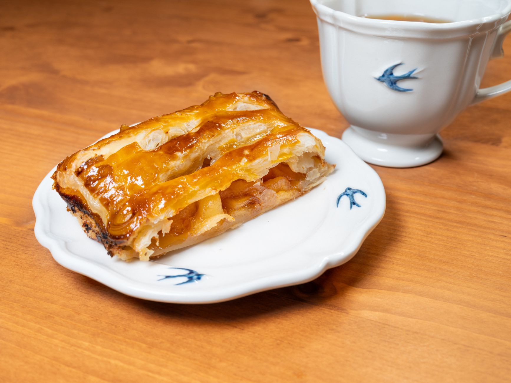 Glazed Apple Pie Bars