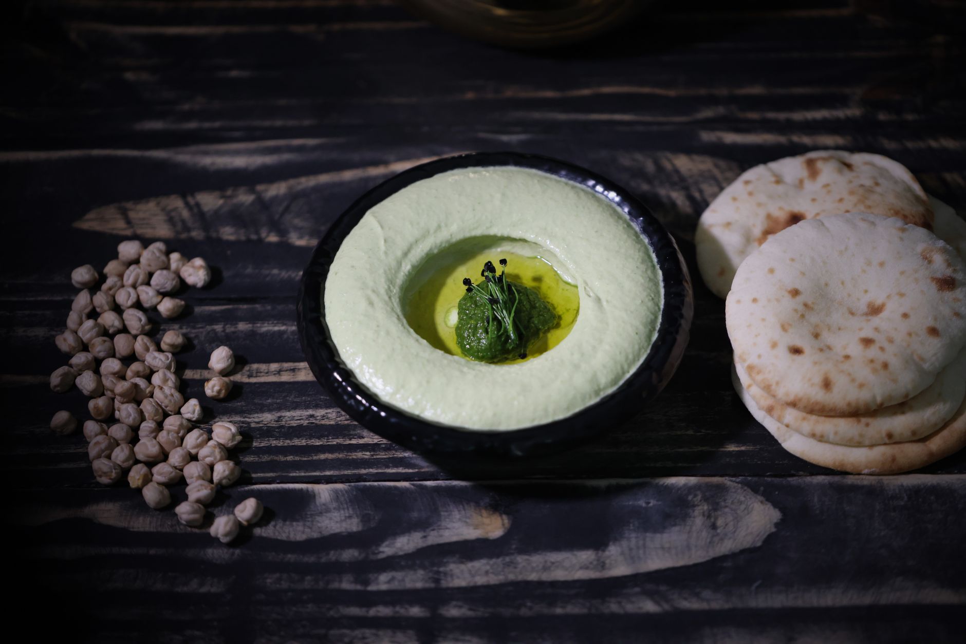 Pesto Hummus