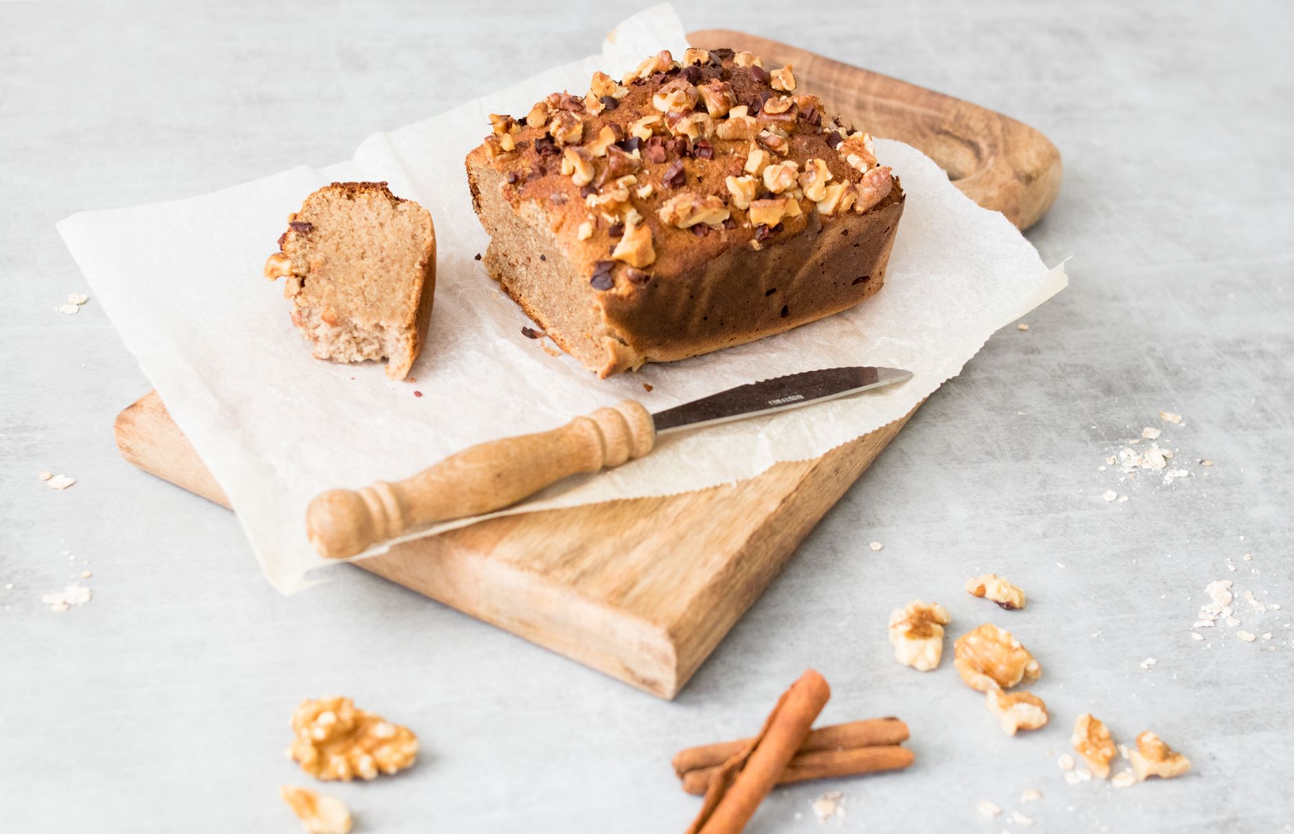 Cinnamon Date & Walnut Baked Oatmeal