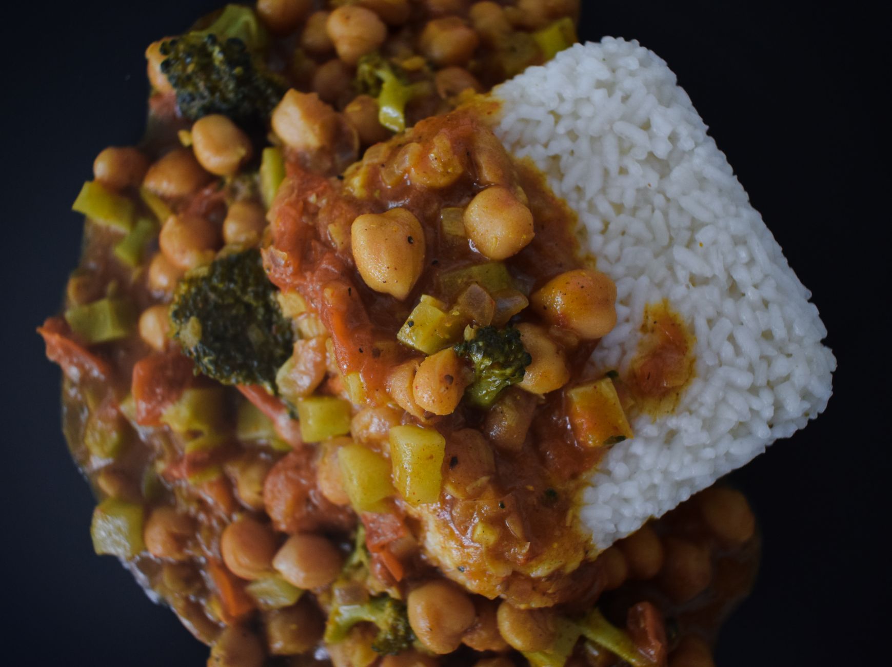 Pressure-Cooker Chickpea Tagine