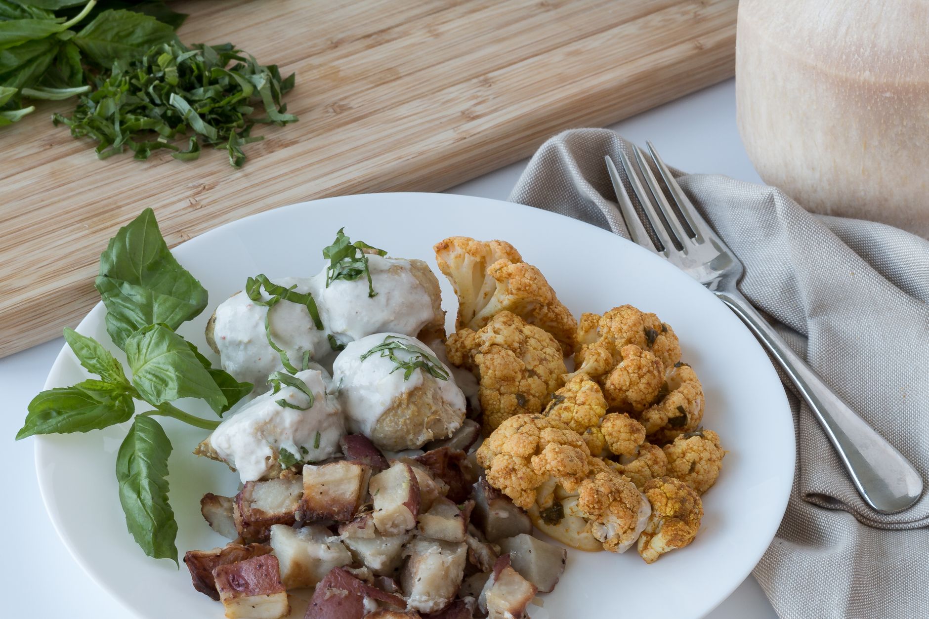 Garlic Parmesan Roasted Cauliflower